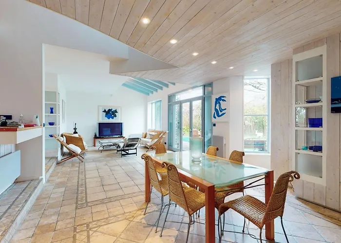 فيلة Welcome Les Portes-en-Re